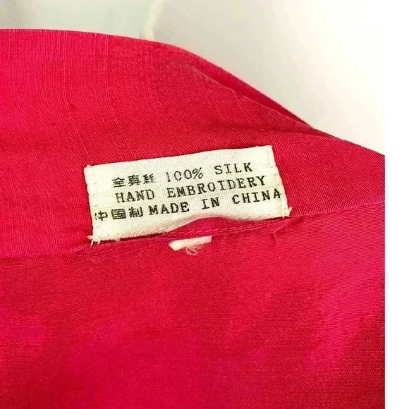 Elegant Red 100% Silk Hand-Embroidered Women’s Kimono - Picture 3 of 13